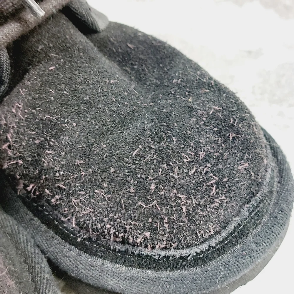 Ugg Neumel II Black Suede Side Zip Lace Up Winter Snow Ankle Boots M527